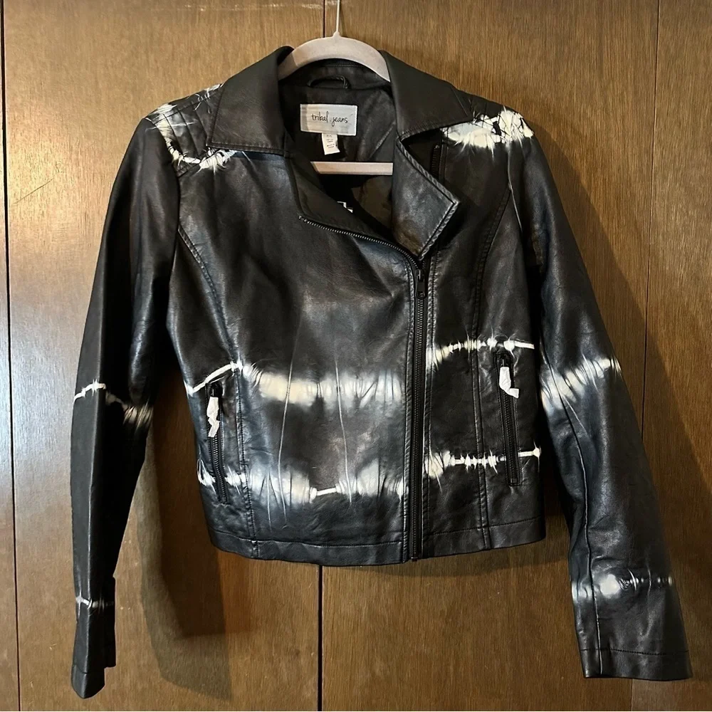 Tribal Women’s Black White Tie Dye Print Faux Vegan Leather Jacket Sz S NWT - Picture 4 of 13